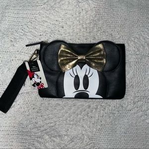NWT Minnie Mouse Clutch.